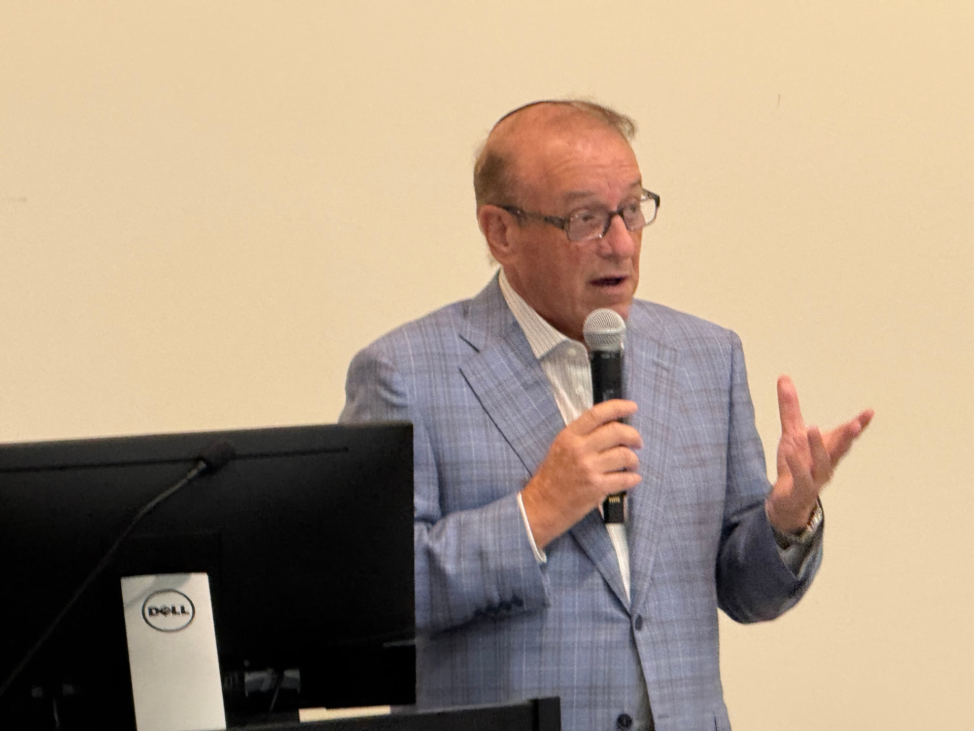 Marvin Raab speaking at Ocean County College